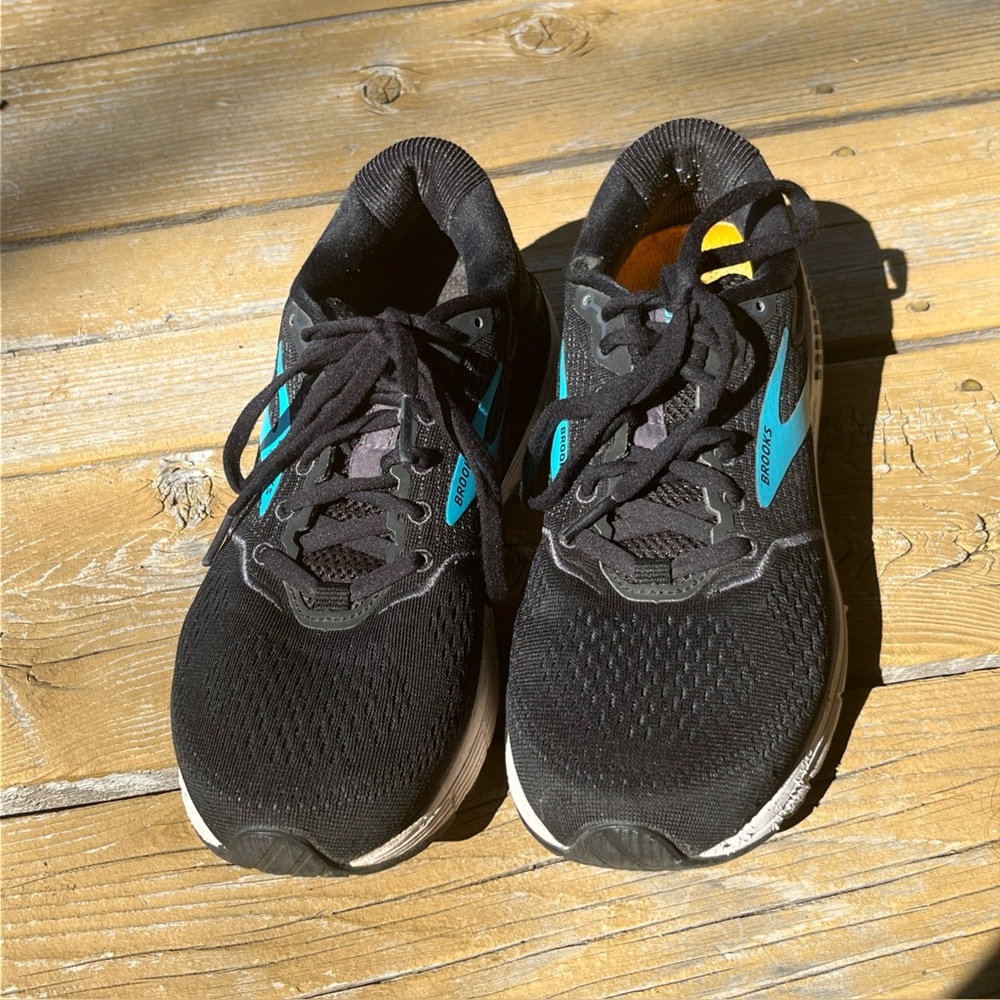 Brooks Ariel 20 Running Shoes Women’s Size 8 2E Extra Wide